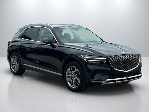 Used 2025 Genesis GV70 2.5T AWD/4WD image 3