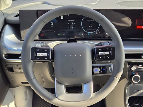 New 2026 Hyundai Ioniq 9 Limited image 14