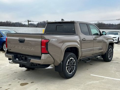 New 2026 Toyota Tacoma TRD Sport image 4