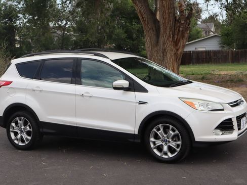 Used 2013 Ford Escape SEL AWD/4WD image 2