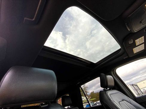 Used 2018 Ford Expedition Limited image 13