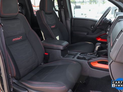 Used 2022 Nissan Frontier Pro-X image 29