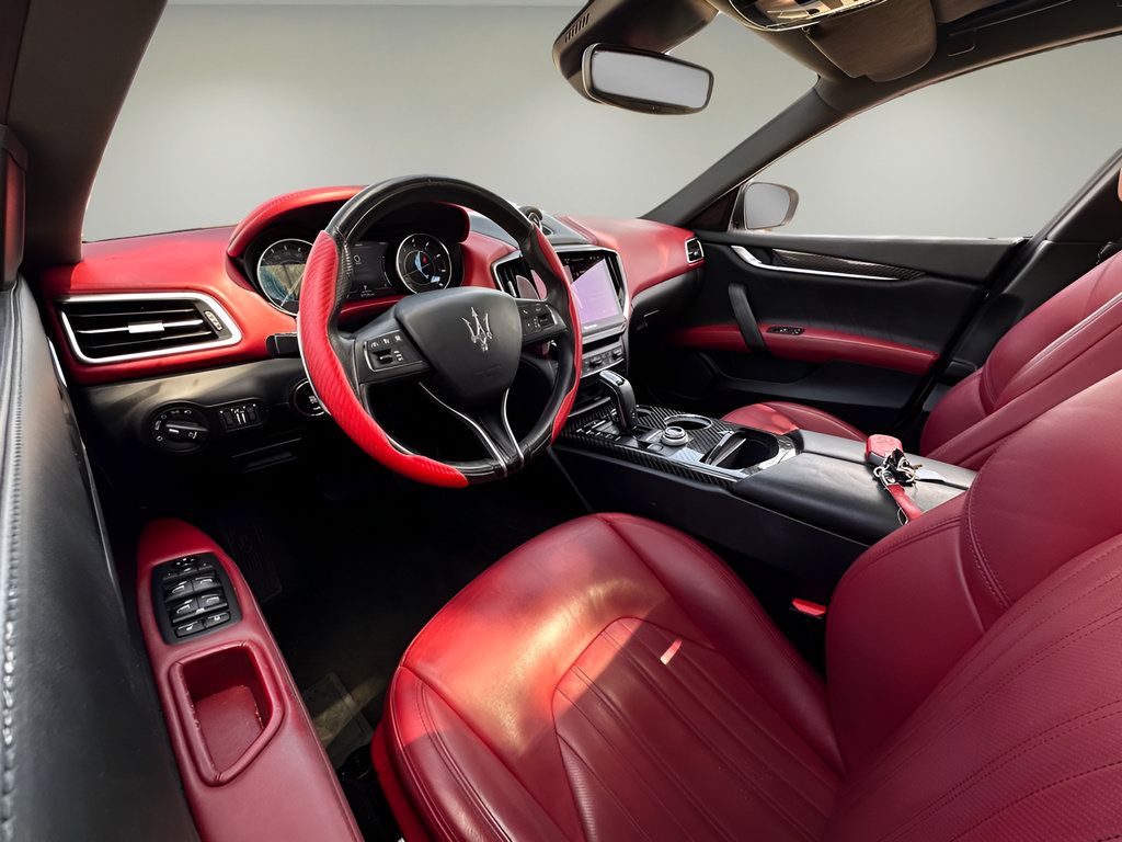 Used 2022 Maserati Ghibli Modena Q4 AWD/4WD image 21