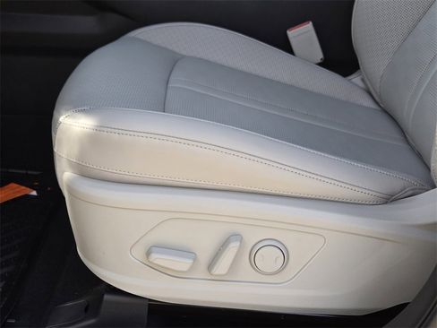 New 2026 Kia Sorento S image 17