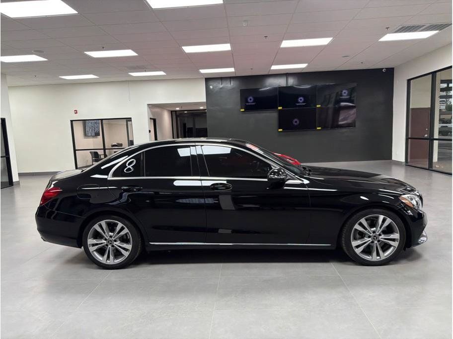 Used 2018 Mercedes-Benz C 300 Sedan image 3