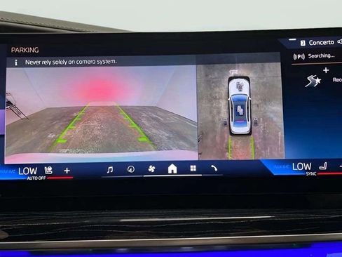Used 2025 BMW 740i xDrive AWD/4WD image 51