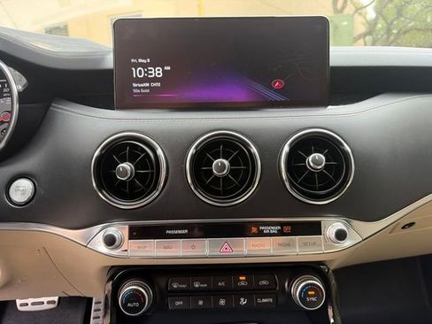 Used 2023 Kia Stinger GT2 RWD image 15