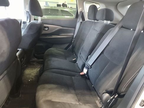 Used 2022 Nissan Murano S image 4