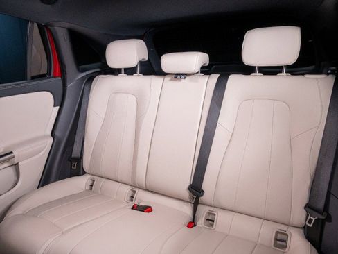 New 2026 Mercedes-Benz GLA 250 image 28