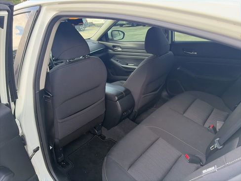 Used 2020 Nissan Altima 2.5 S FWD image 10
