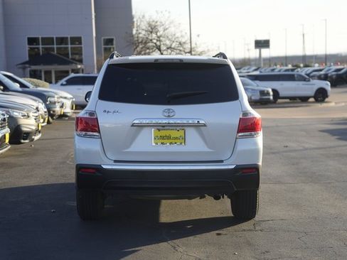 Used 2013 Toyota Highlander Plus image 7