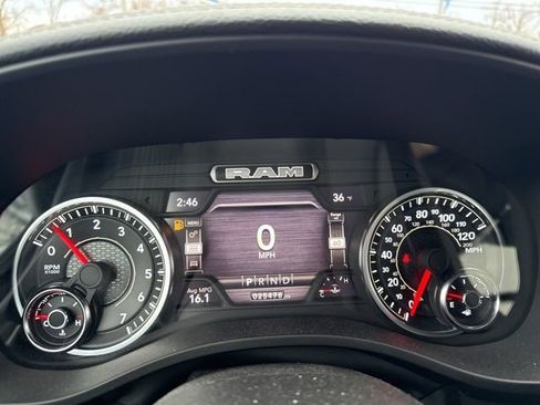 Used 2023 RAM 1500 Laramie image 25