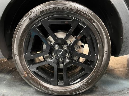 Used 2023 Kia Telluride EX X-Line AWD/4WD image 35