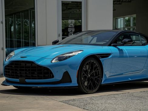 New 2025 Aston Martin DB12 Coupe image 17
