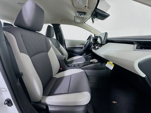 Used 2026 Toyota Corolla LE image 29