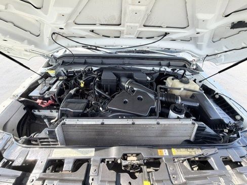 Used 2011 Ford F250 XL w/ PWR Equipment Group AWD/4WD image 19