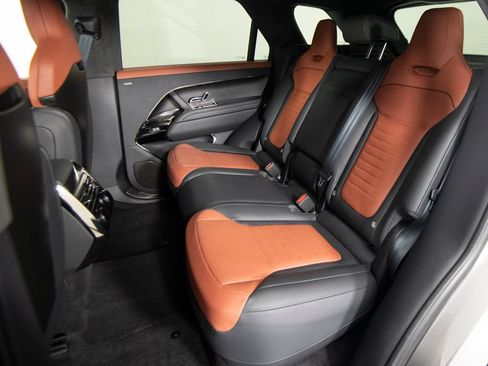 Used 2024 Land Rover Range Rover Sport AWD/4WD image 31