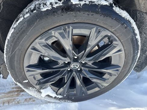 Used 2025 MAZDA CX-90 3.3 Turbo w/ Premium Sport Pkg image 9