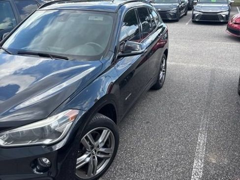 Used 2018 BMW X1 sDrive28i FWD image 2