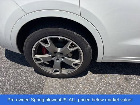 Used 2019 Maserati Levante AWD/4WD image 7
