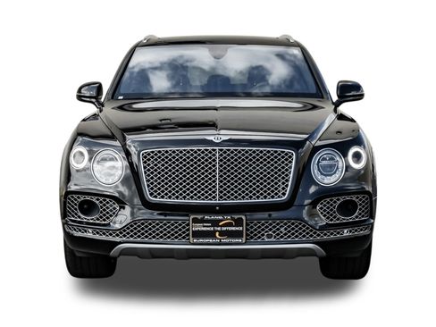 Used 2017 Bentley Bentayga image 4