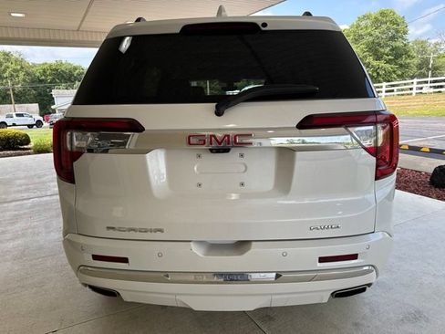 Used 2023 GMC Acadia Denali w/ Denali Technology Package AWD/4WD image 7