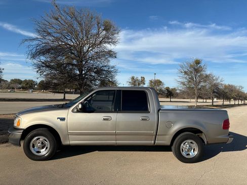 Used 2001 Ford F150 XLT image 6