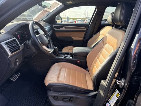 Used 2022 Volkswagen Atlas Cross Sport SEL Premium R-Line AWD/4WD image 11