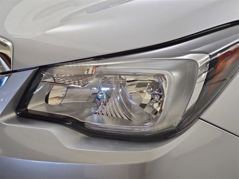 Used 2018 Subaru Forester 2.5i Premium image 34