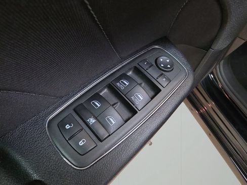 Used 2023 Dodge Charger SXT RWD image 13