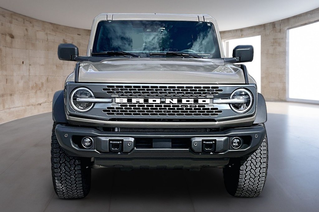 Used 2026 Ford Bronco Badlands AWD/4WD image 4