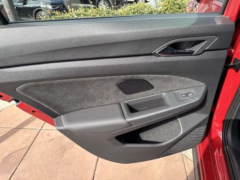 New 2026 Volkswagen GTI SE FWD image 10