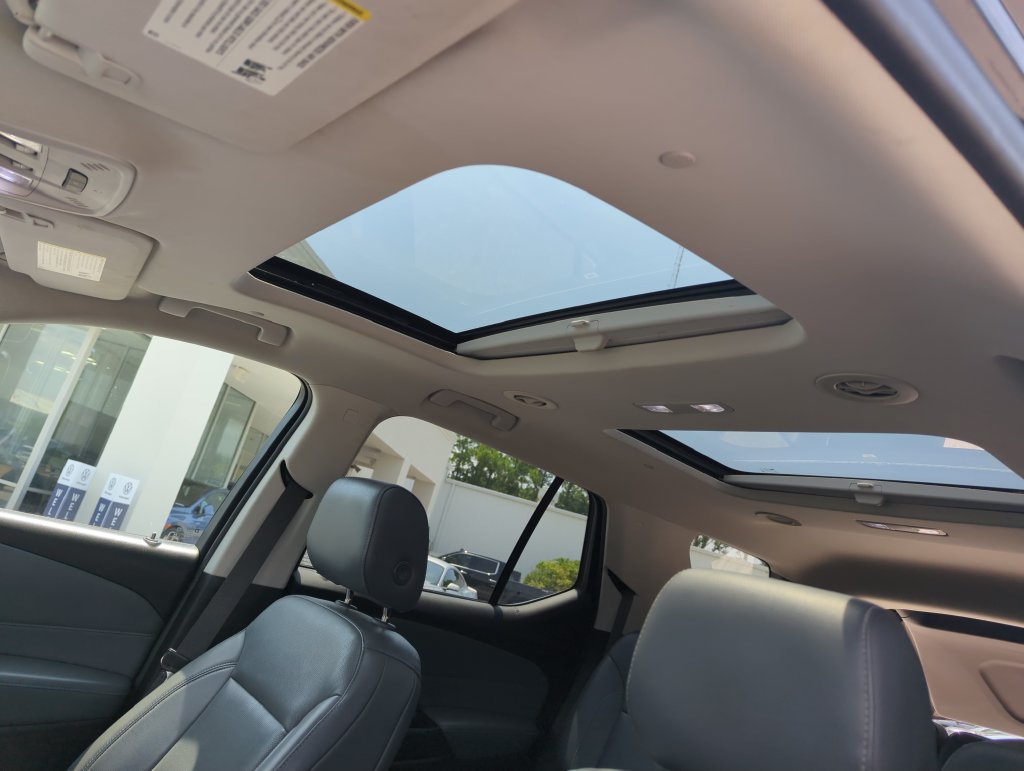 Used 2019 Chevrolet Traverse Premier w/ Driver Confidence II Package FWD image 29