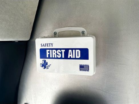 Used 2024 RAM ProMaster 3500 w/ Delivery Van Package image 24