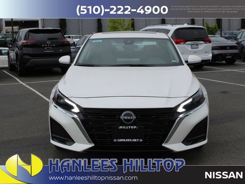 New 2025 Nissan Altima 2.5 SV w/ SV Special Edition Package FWD image 4