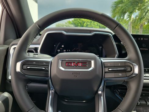 New 2026 GMC Canyon Elevation w/ Convenience Package RWD image 23