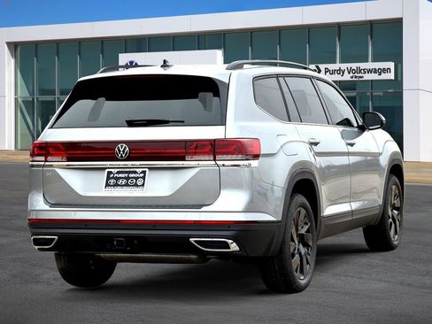 New 2026 Volkswagen Atlas SE FWD image 8