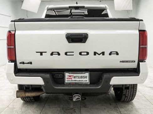 Used 2024 Toyota Tacoma TRD Sport image 8