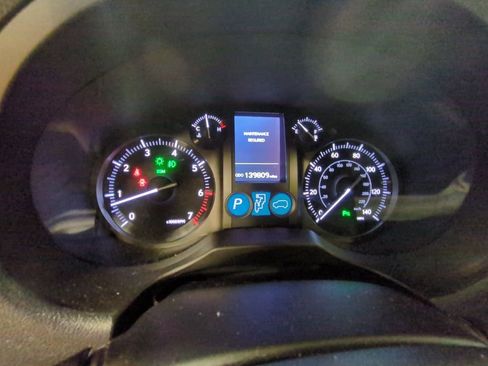 Used 2018 Lexus GX 460 image 14