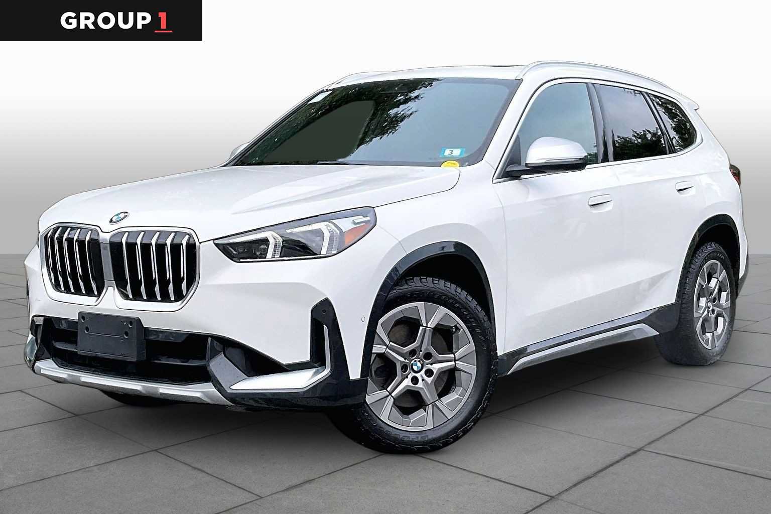 Used 2023 BMW X1 xDrive28i w/ Convenience Package AWD/4WD image 1