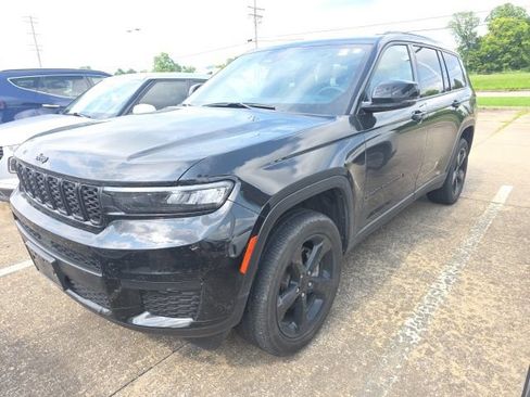 Used 2023 Jeep Grand Cherokee L Laredo AWD/4WD image 1
