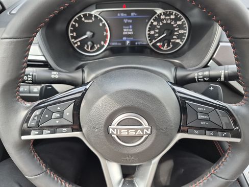 Used 2024 Nissan Altima 2.5 SR AWD/4WD image 27