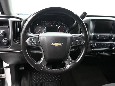 Used 2018 Chevrolet Silverado 1500 LT AWD/4WD image 14