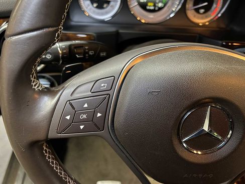 Used 2014 Mercedes-Benz GLK 350 4MATIC image 24