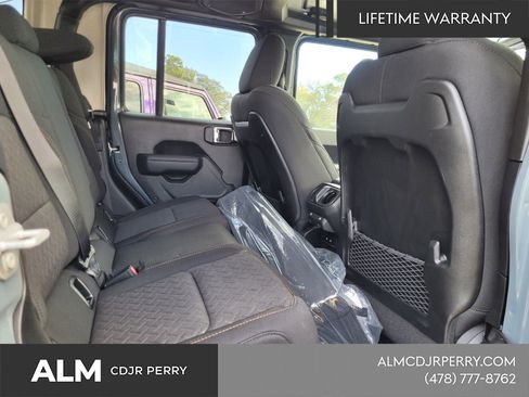 New 2025 Jeep Gladiator Mojave w/ Safety Group AWD/4WD image 12
