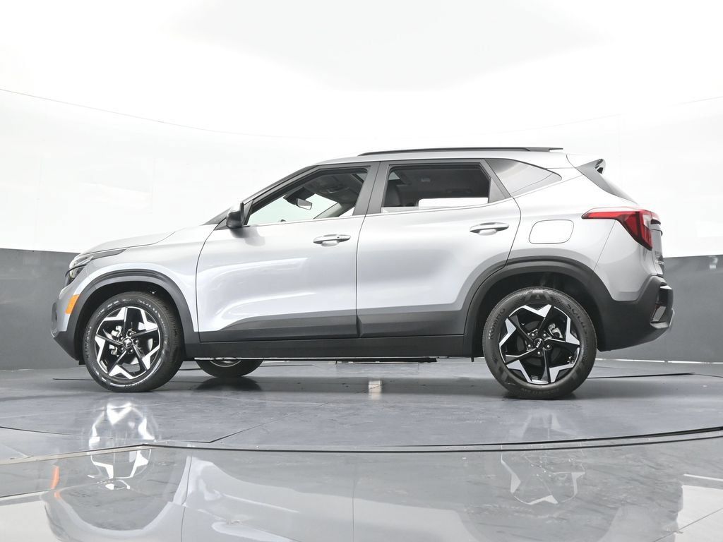 Used 2025 Kia Seltos EX w/ EX Sunroof Package FWD image 54