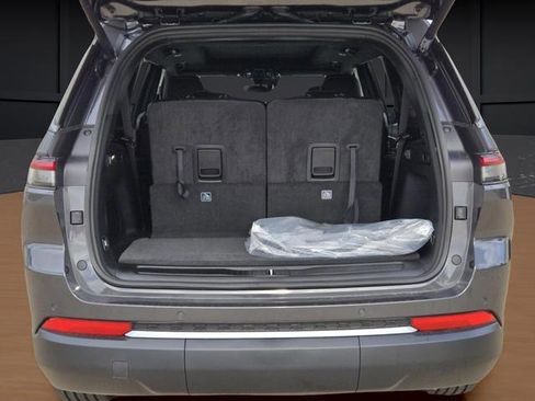 New 2026 Jeep Grand Cherokee L Limited AWD/4WD image 5