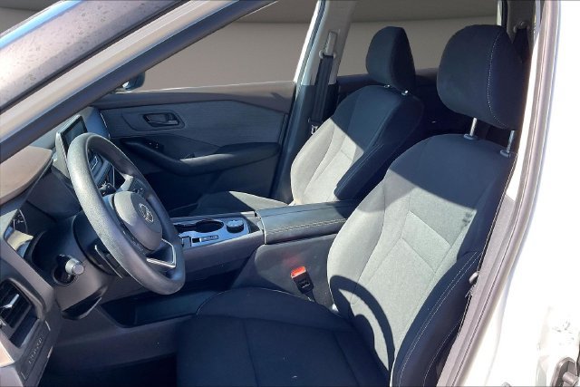 Used 2023 Nissan Rogue S AWD/4WD image 22