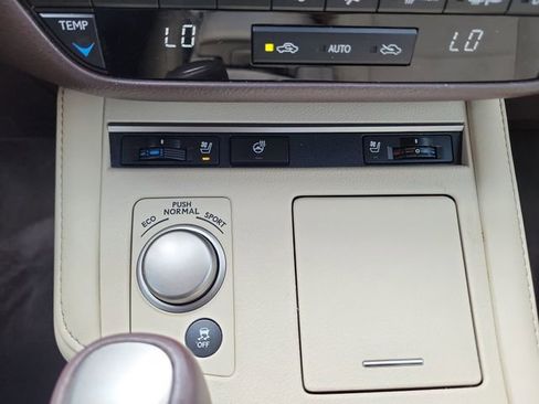 Used 2017 Lexus ES 350 w/ Navigation System Package FWD image 35