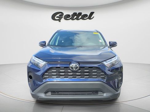 Used 2025 Toyota RAV4 XLE w/ Convenience Package image 4